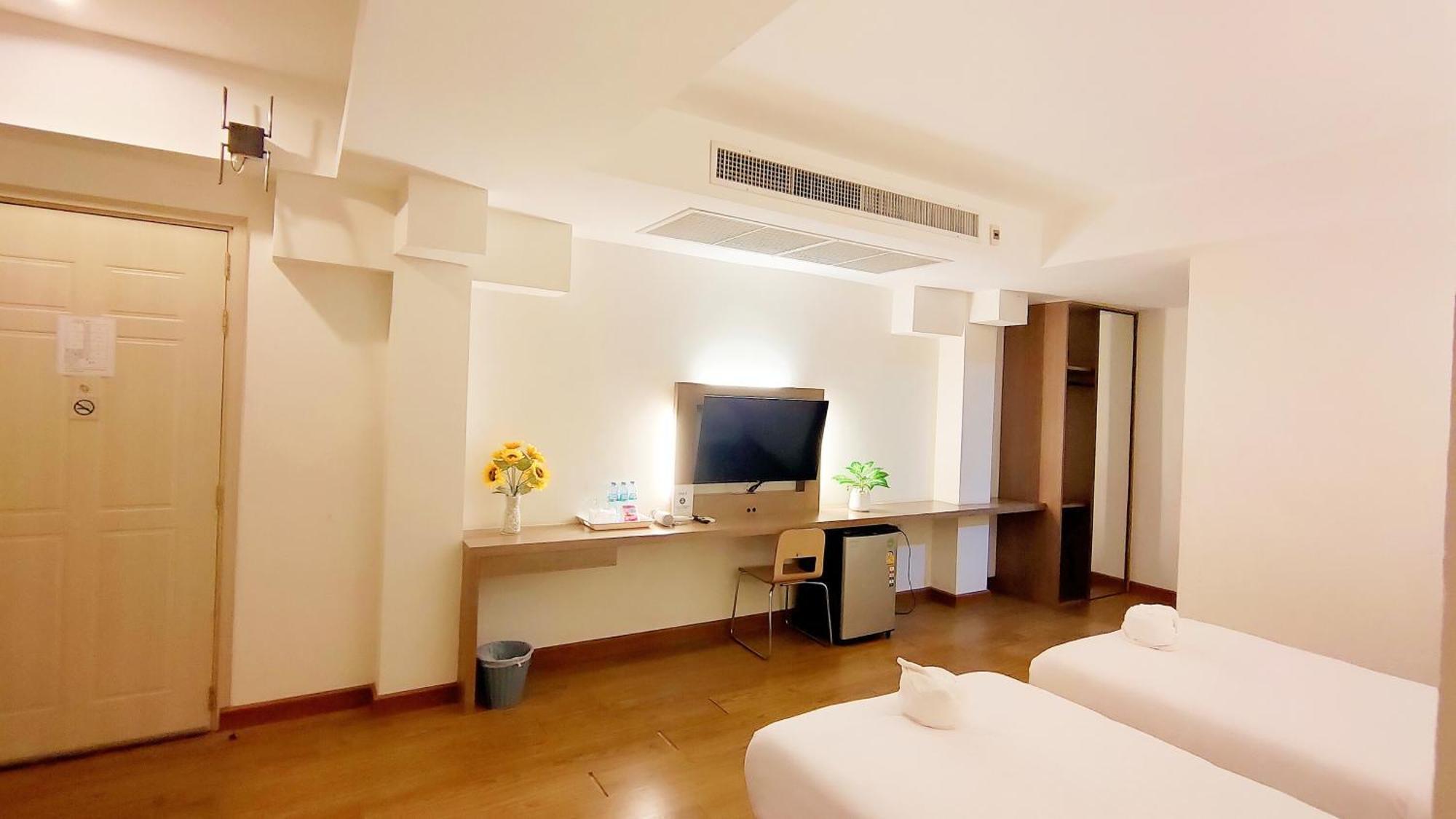 View Dee Bkk Airport Residence Banguecoque Exterior foto